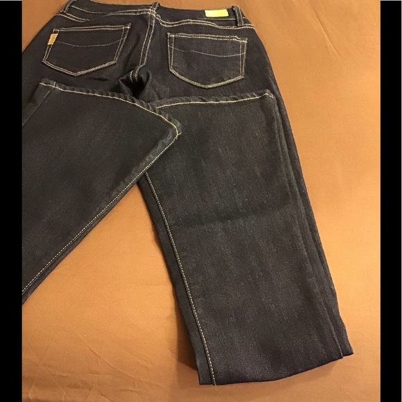 Paige Jeans Like New Premium Denim women’s Jeans. - Picture 13 of 16